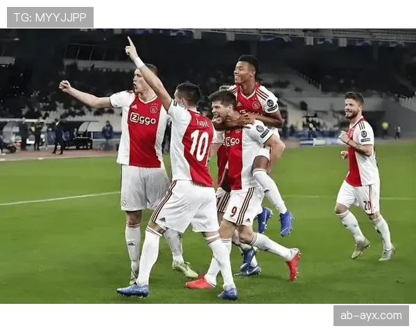 特温战术调整后球队表现稳健