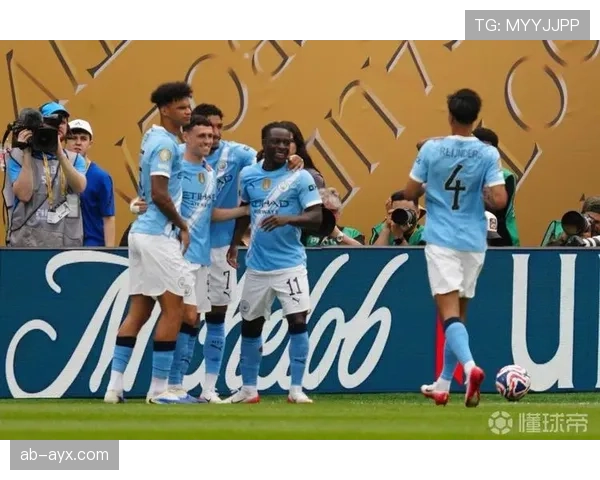 福登谈论青训与曼城生活 福登谈论青训与曼城生活