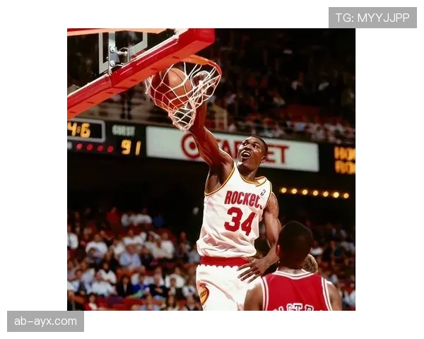 奥卡福低位防守效率提升，改变对手内线进攻选择